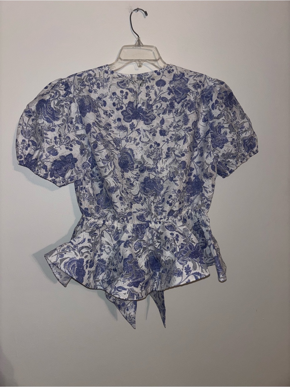 AKIRA Blue and White Floral Tie-Front Peplum Blouse - Picture 5 of 5